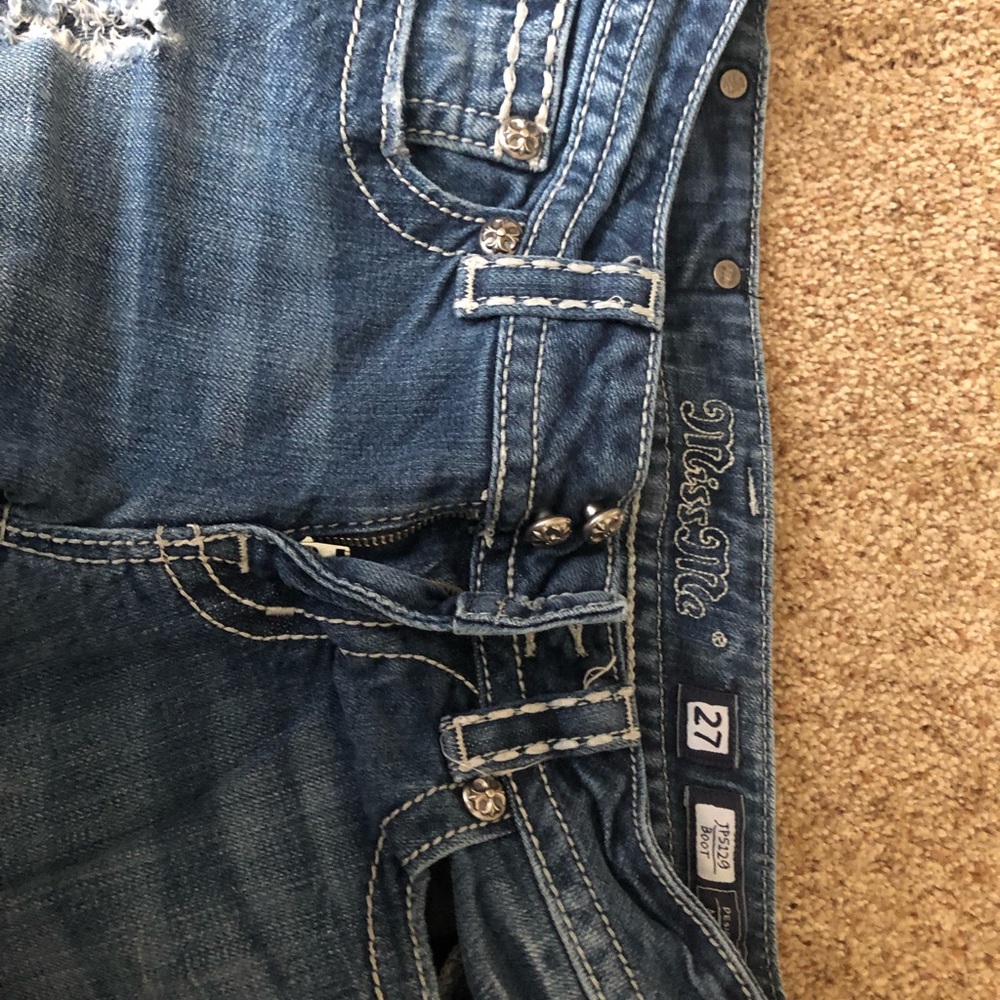 Miss Me Jeans Distressed size 27